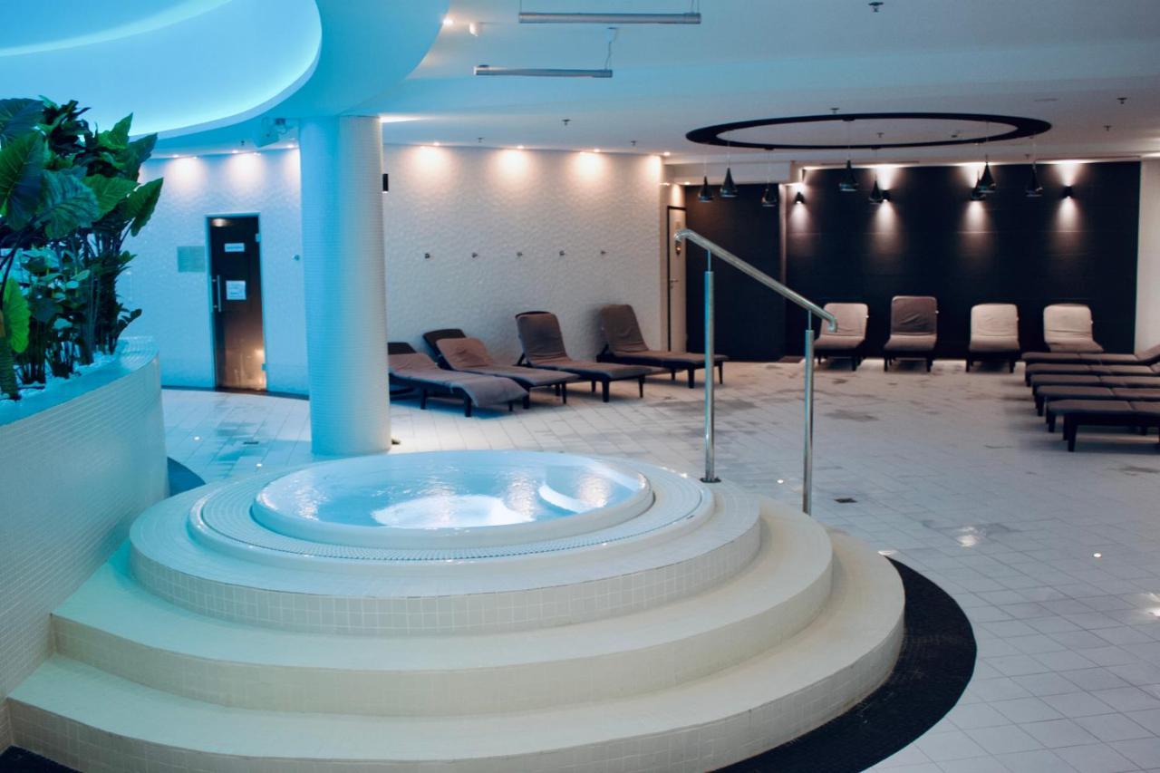 Hanza Tower -M&M Luxury Apartment Щецин Экстерьер фото